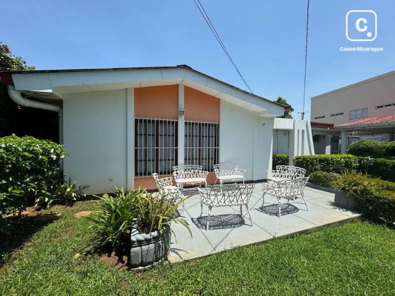 Casa en venta en Los Robles, Managua
