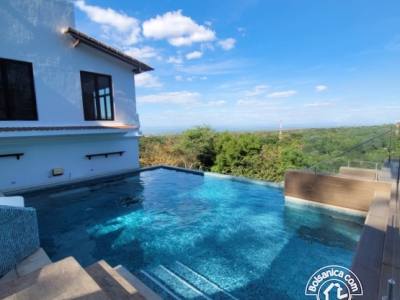 Venta de casa en Valle de Luna