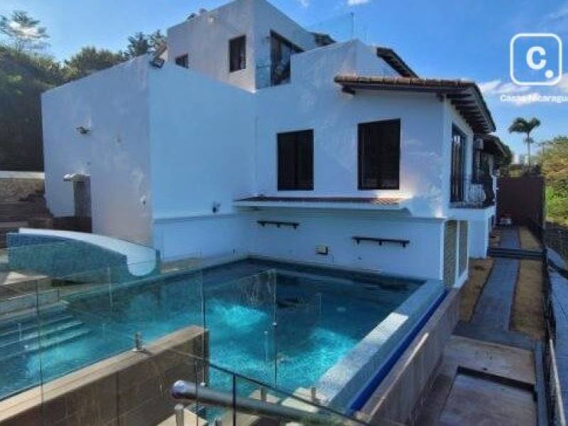 Casa en venta en Villa Fontana Sur, Managua – US$ 950,000