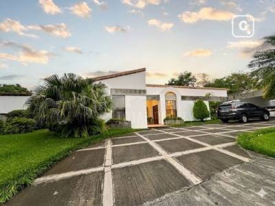 Casa en venta en Santo Domingo, Managua – US$ 325,000
