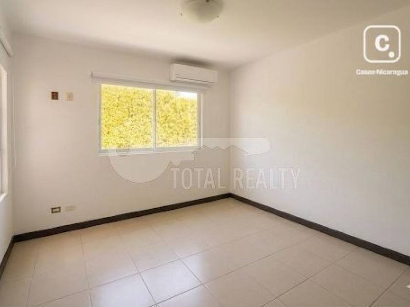 Casa en venta en Santo Domingo, Managua – US$ 350,000
