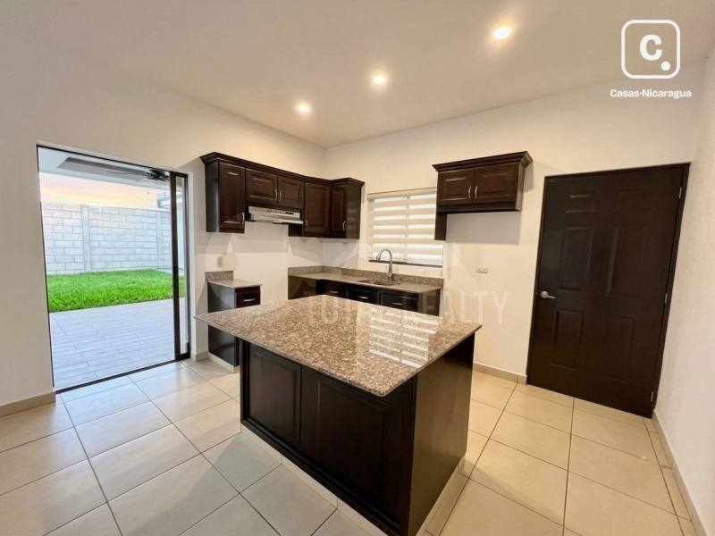 Casa en venta en Carretera Masaya, Managua – US$ 155,000