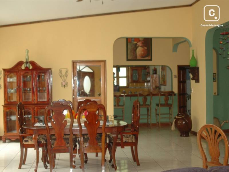 Casa en venta en Carretera a Ticuantepe, Managua – 5 hab, 454 m²
