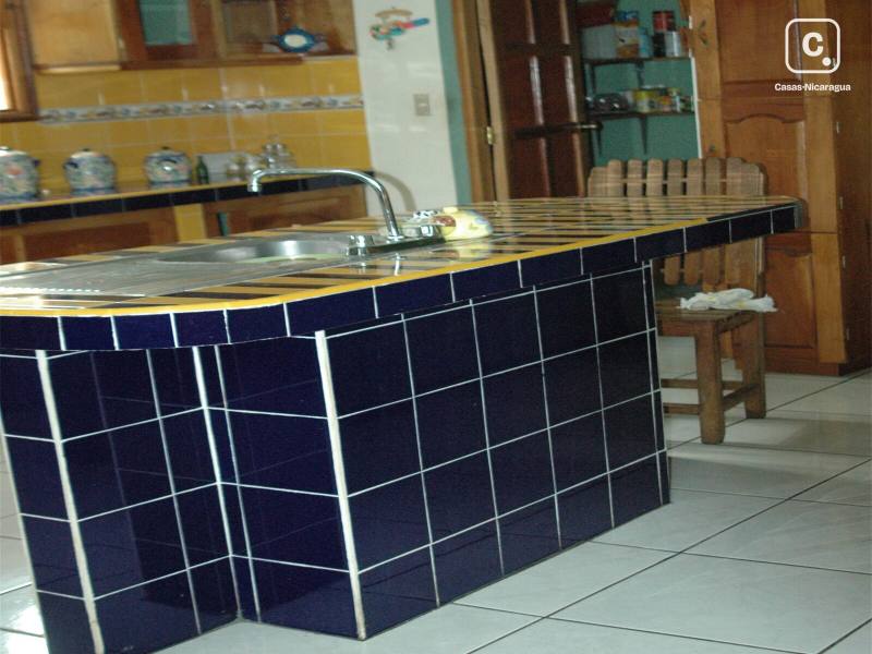 Casa en venta en Carretera a Ticuantepe, Managua – 5 hab, 454 m²