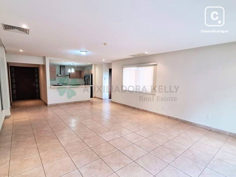Apartamento en venta o alquiler en Villa Fontana, Managua – 2 hab, 225 m²