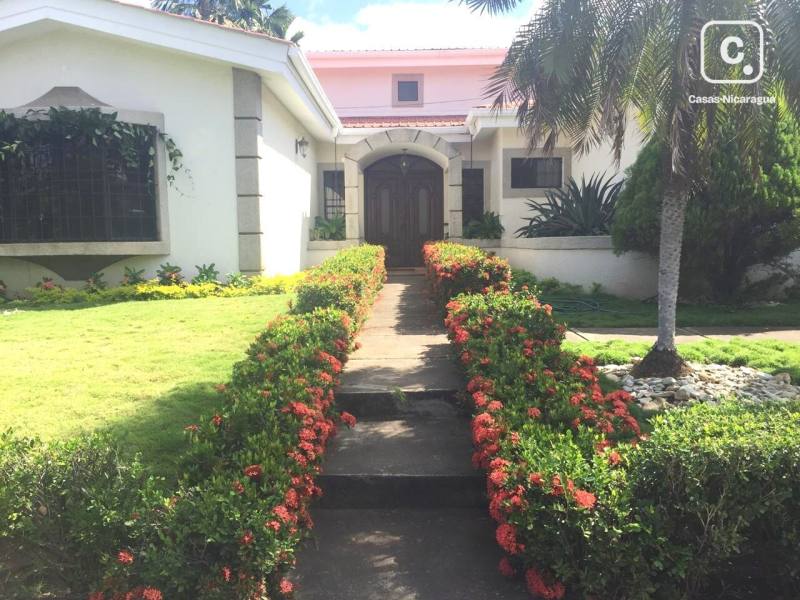 Casa en venta en Carretera Masaya, Managua – 3 hab, 240 m², US$ 220,000