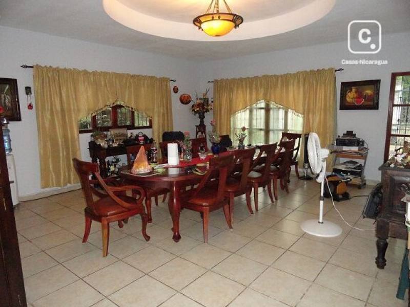 Casa en venta en Carretera Masaya, Managua – 4 hab, 375 m²
