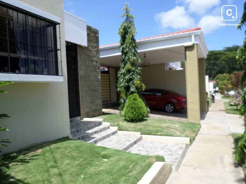 Casa en venta en Las Colinas, Managua – 4 hab, 237 m²