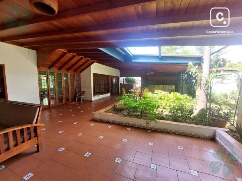 Casa en venta en Managua – 4 hab, 400 m²
