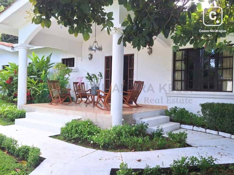 Casa en venta o alquiler en Santo Domingo, Managua – 3 hab, 380 m²
