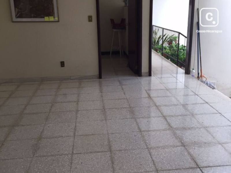 Casa en venta en Bolonia, Managua – 4 hab, 500 m²