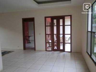 Casa en venta en Carretera Masaya, Managua – 3 hab, 159 m²