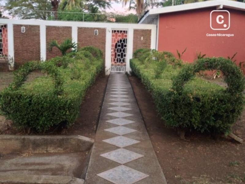 Casa en venta en Carretera Nueva León, Managua – 5 hab, 300 m²