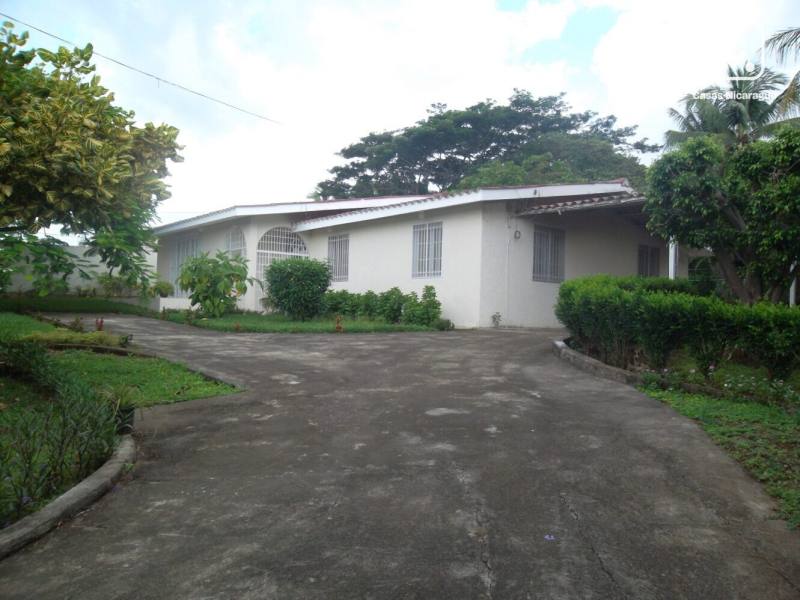 Casa en venta en Carretera Sur, Managua – 3 hab, 2,300 varas²