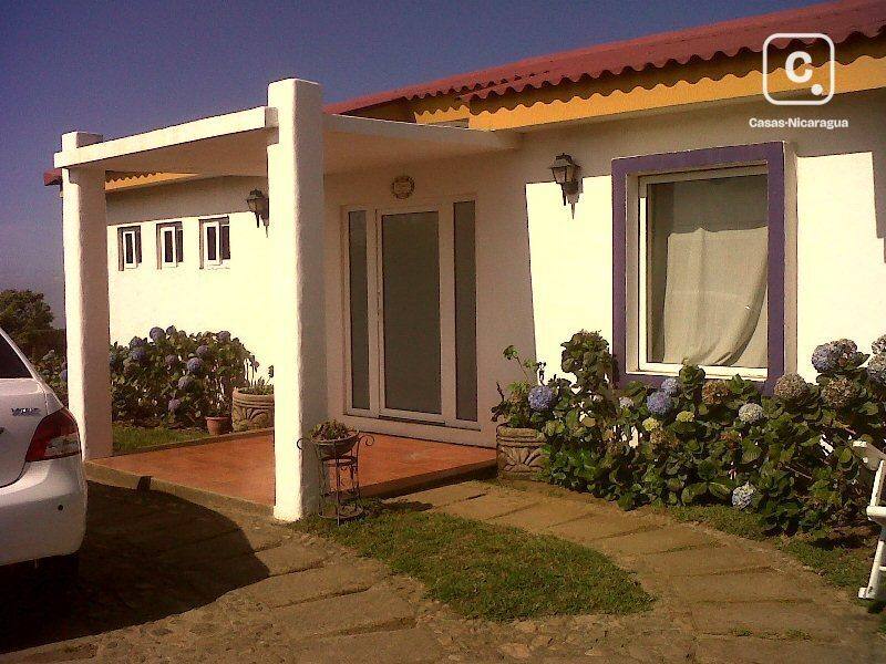 Casa en venta o alquiler en Crucero, Managua – 4 hab, 182 m²