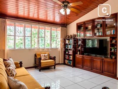 Casa en alquiler en Carretera Sur, Managua – 4 hab, 380 m²