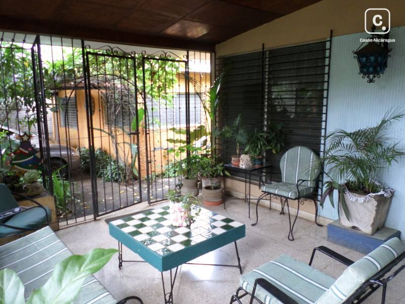 Casa en venta en Las Colinas, Managua – 4 hab, 400 m², US$ 270,000
