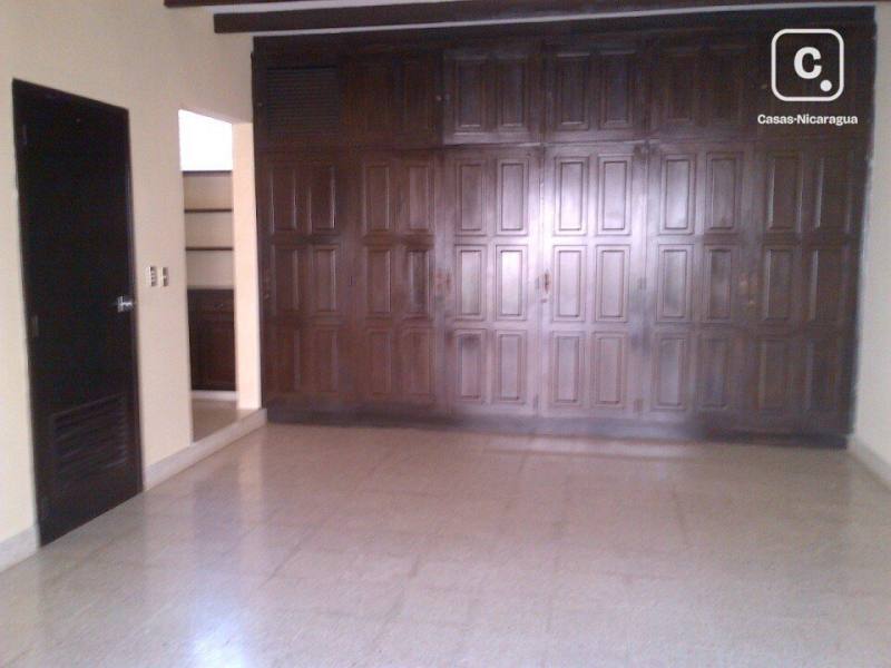Casa en venta o alquiler en Planes de Altamira, Managua – 5 hab, 400 m²