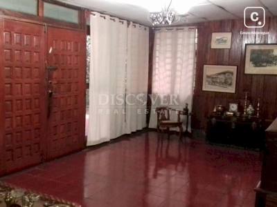 Casa en venta en Carretera Vieja a León, Managua – 4 hab, 227 m²