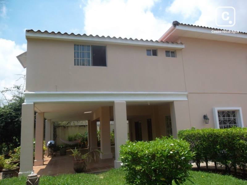 Casa en venta en Santo Domingo, Managua – 4 hab, 448 m²