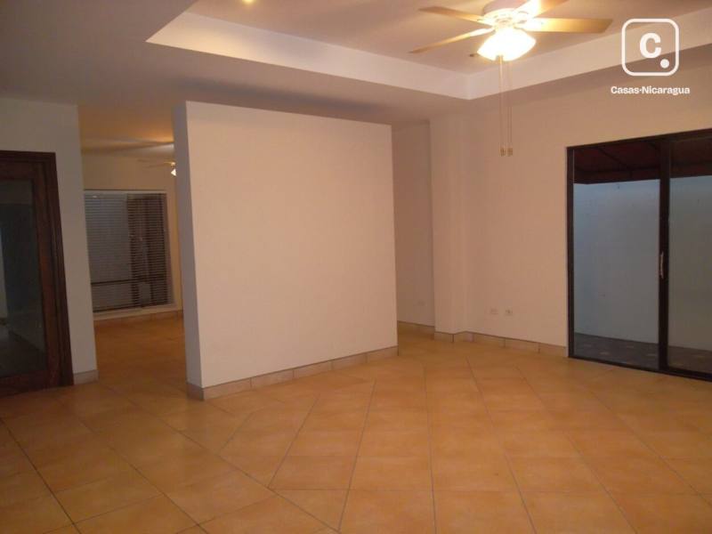 Casa en venta en Santo Domingo, Managua – 3 hab, US$ 210,000