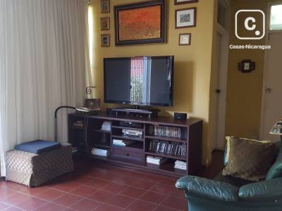 Casa en venta en Las Palmas, Managua – 4 hab, 497 m²