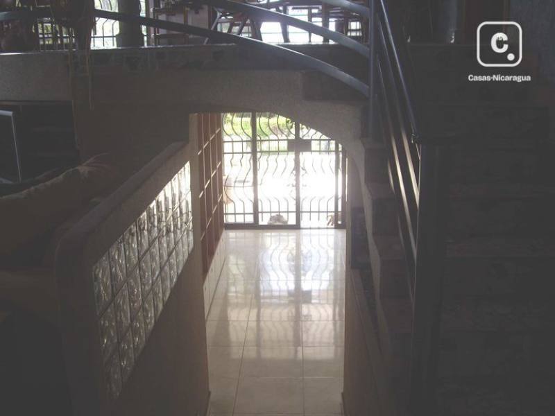 Casa en alquiler en Carretera Sur, Managua – 3 hab, 255 m²