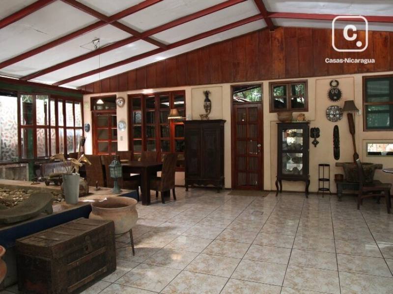 Casa en alquiler en Carretera Sur, Managua – 3 hab, US$ 1,000/mes