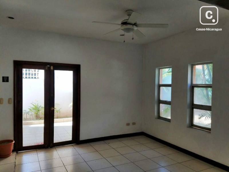 Apartamento en venta o alquiler en Villa Fontana, Managua – 2 hab, 140 m²