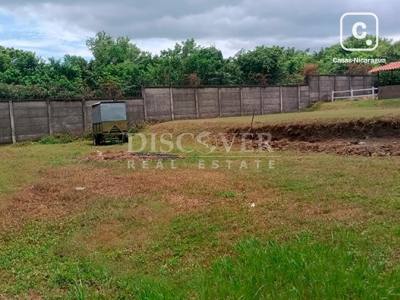 Terreno en venta en Las Colinas, Managua – 948 varas²