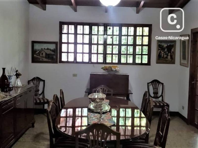 Casa en venta en Las Colinas, Managua – 4 hab