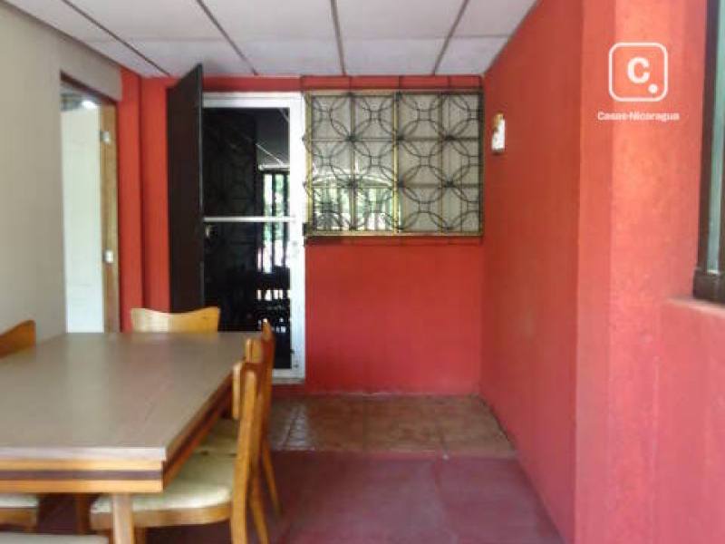 Casa en alquiler en Altamira, Managua – 3 hab