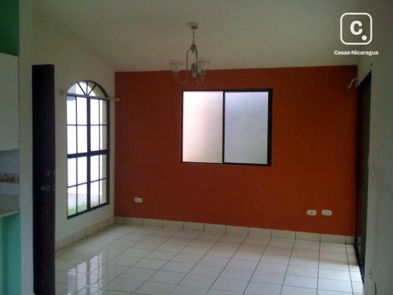 Casa en venta en Suburbana, Managua – 4 hab