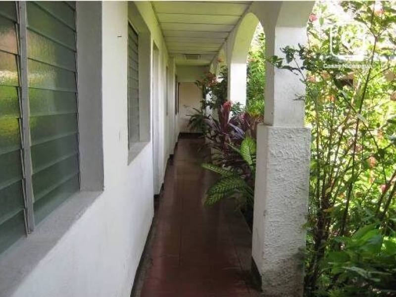 Casa en venta en Granada – 5 hab, 709 m²