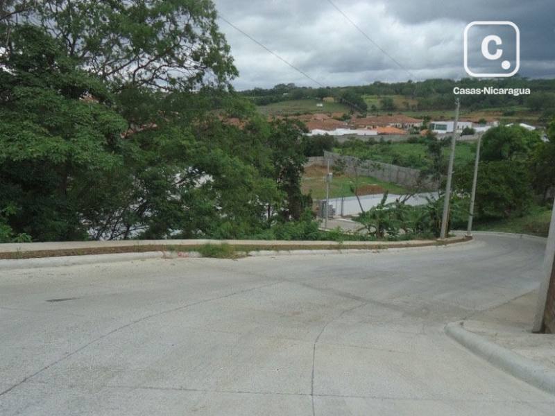 Terreno en venta en Villa Fontana, Managua – 6,613 varas²