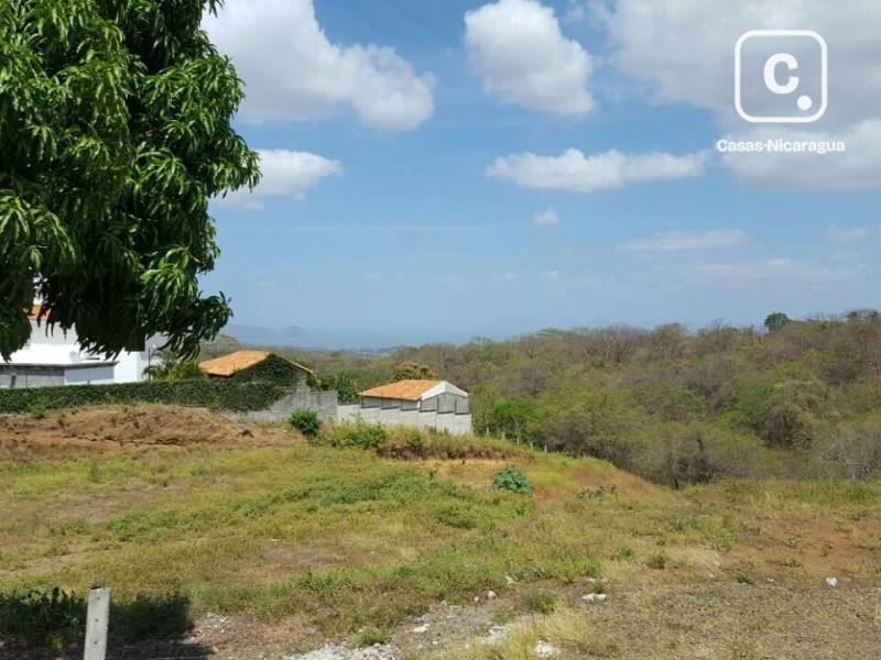 Terreno en venta en Villa Fontana, Managua – 4,700 varas²