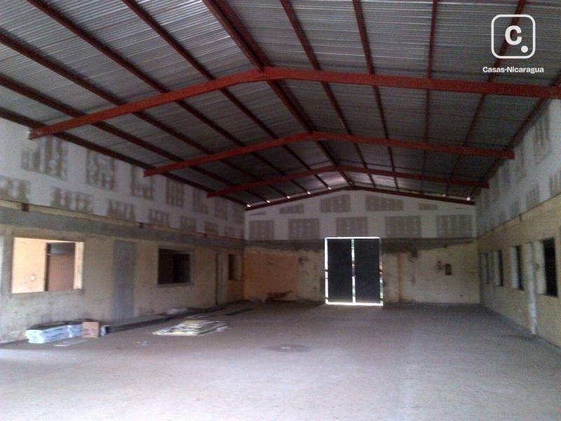Bodega en alquiler en Carretera Masaya, Managua – 1,700 m²