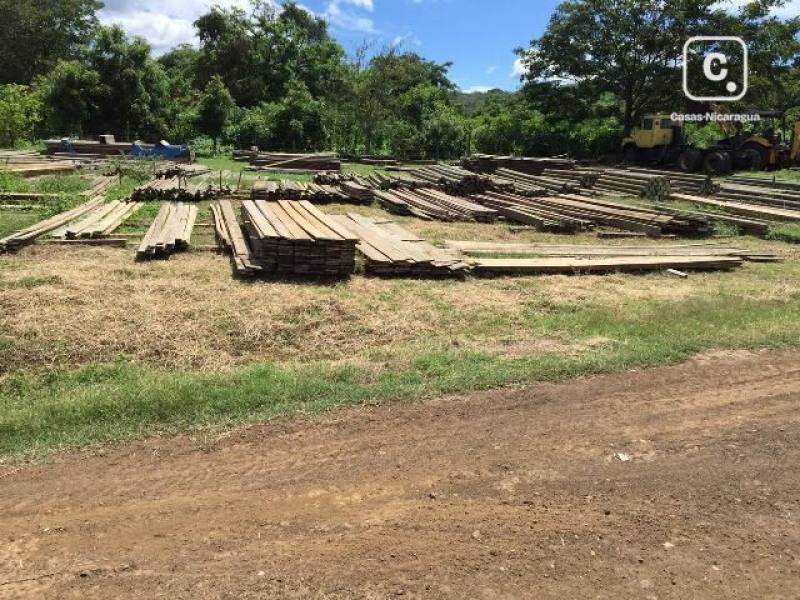 Terreno en venta en Pista Jean Paul Genie, Managua – 7,670 varas²