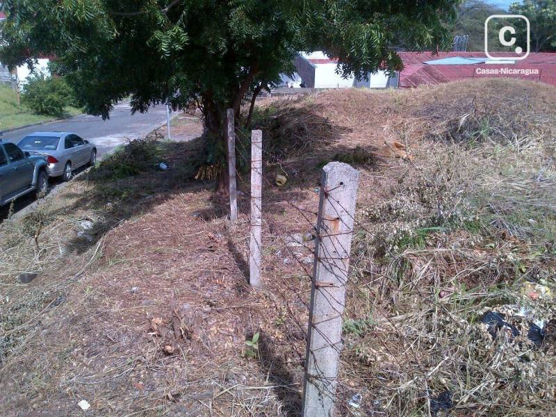 Terreno en venta en Villa Fontana, Managua – 1,000 varas²