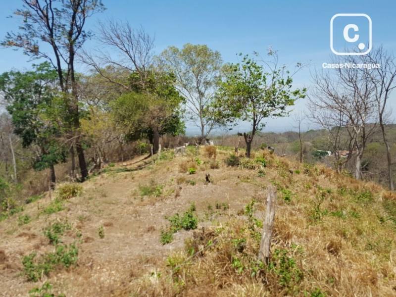 Terreno en venta en Villa Fontana, Managua – 5,000 varas²