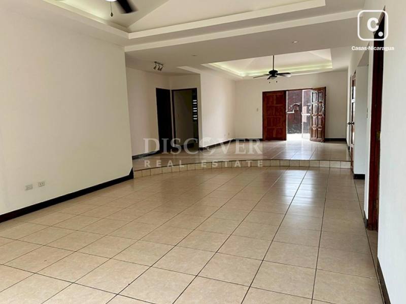 Casa en venta en Carretera Sur, Managua – 4 hab, 339 m²