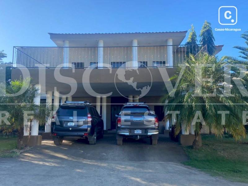 Casa en alquiler en Las Colinas, Managua – 3 hab, 502 m²