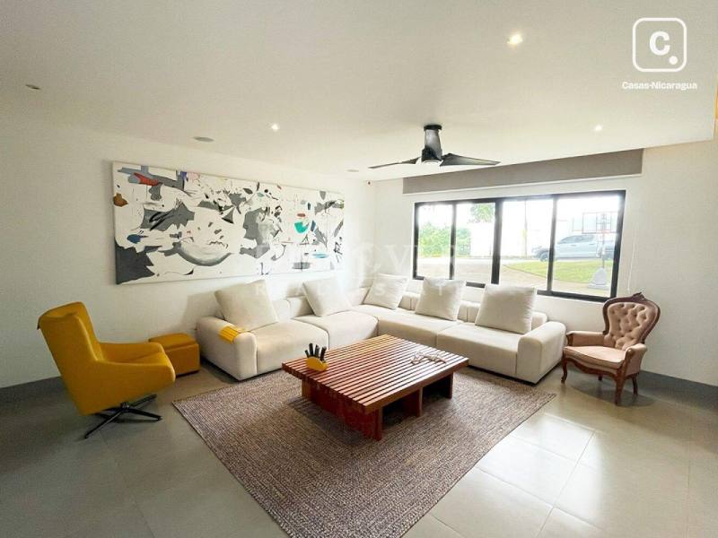 Casa en venta en Villa Fontana, Managua – 5 hab, 850 m²