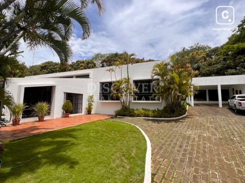 Casa en venta en Carretera Sur, Managua – 4 hab, 400 m², US$ 375,000