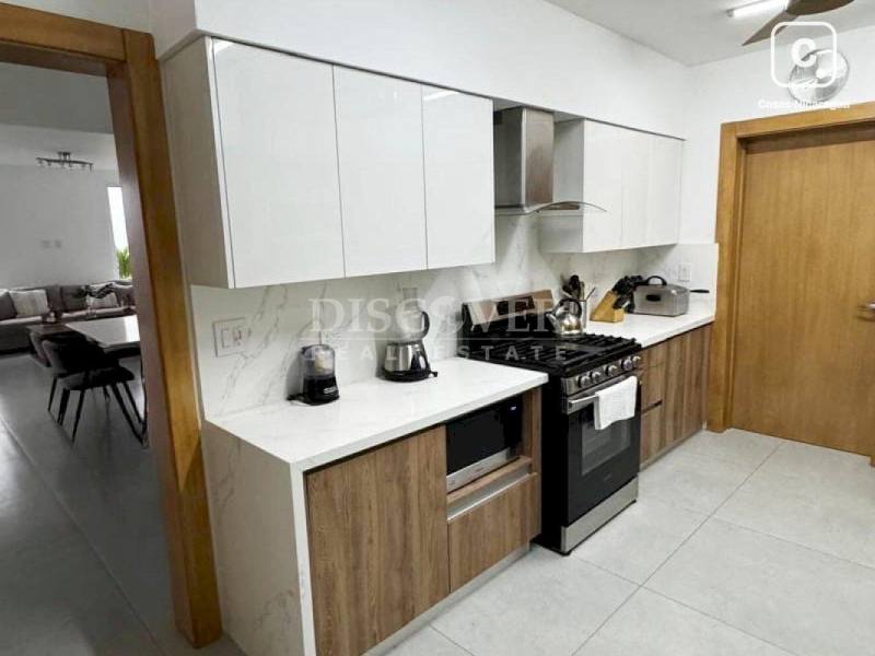 Casa en venta en Santo Domingo, Managua – 4 hab, 370 m²