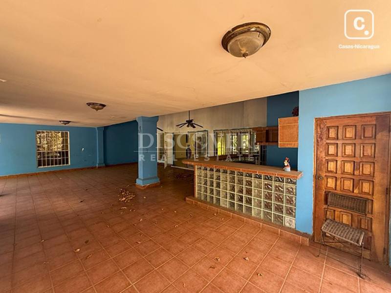 Casa en venta en Pista Jean Paul Genie, Managua – 4 hab, 291 m²