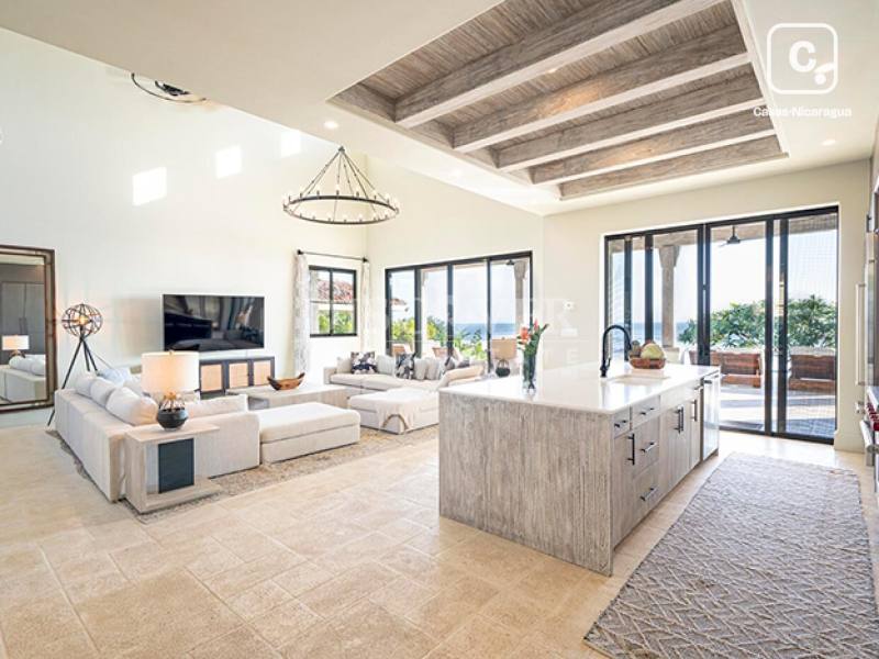 Casa de playa en venta en Tola, Rivas – 5 hab, 1,436 varas²