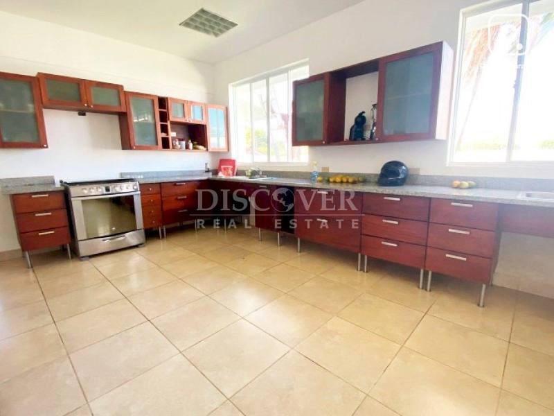 Casa en venta o alquiler en Santo Domingo, Managua – 4 hab, 400 m²