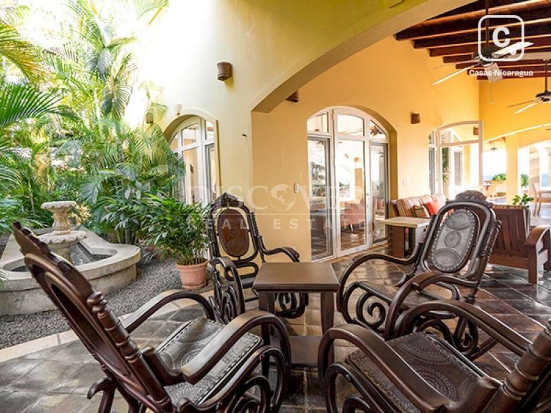Casa de playa en venta en Tola, Rivas – 4 hab, 6,780 varas²