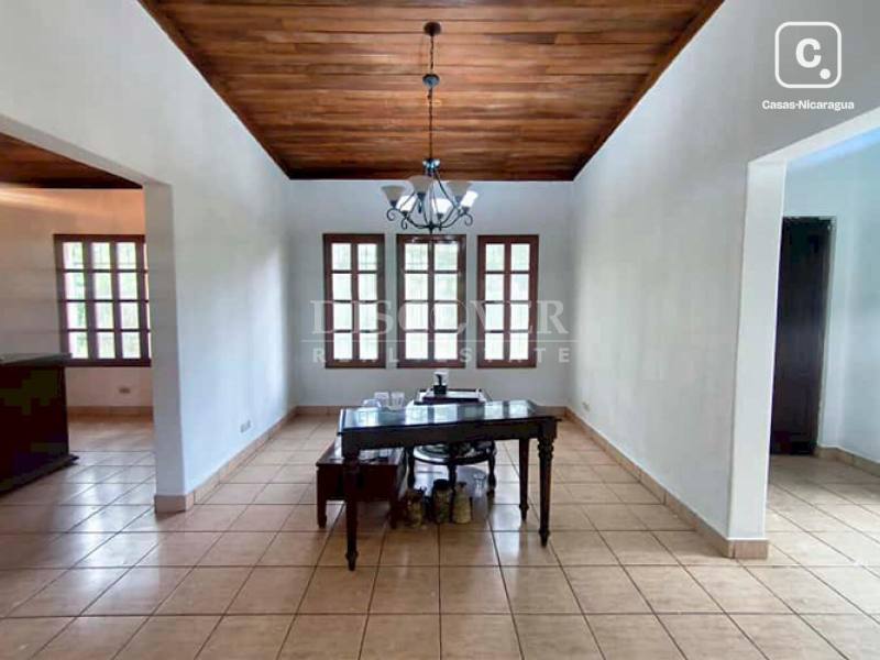 Casa en venta en Carretera Sur, Managua – 4 hab, 331 m²